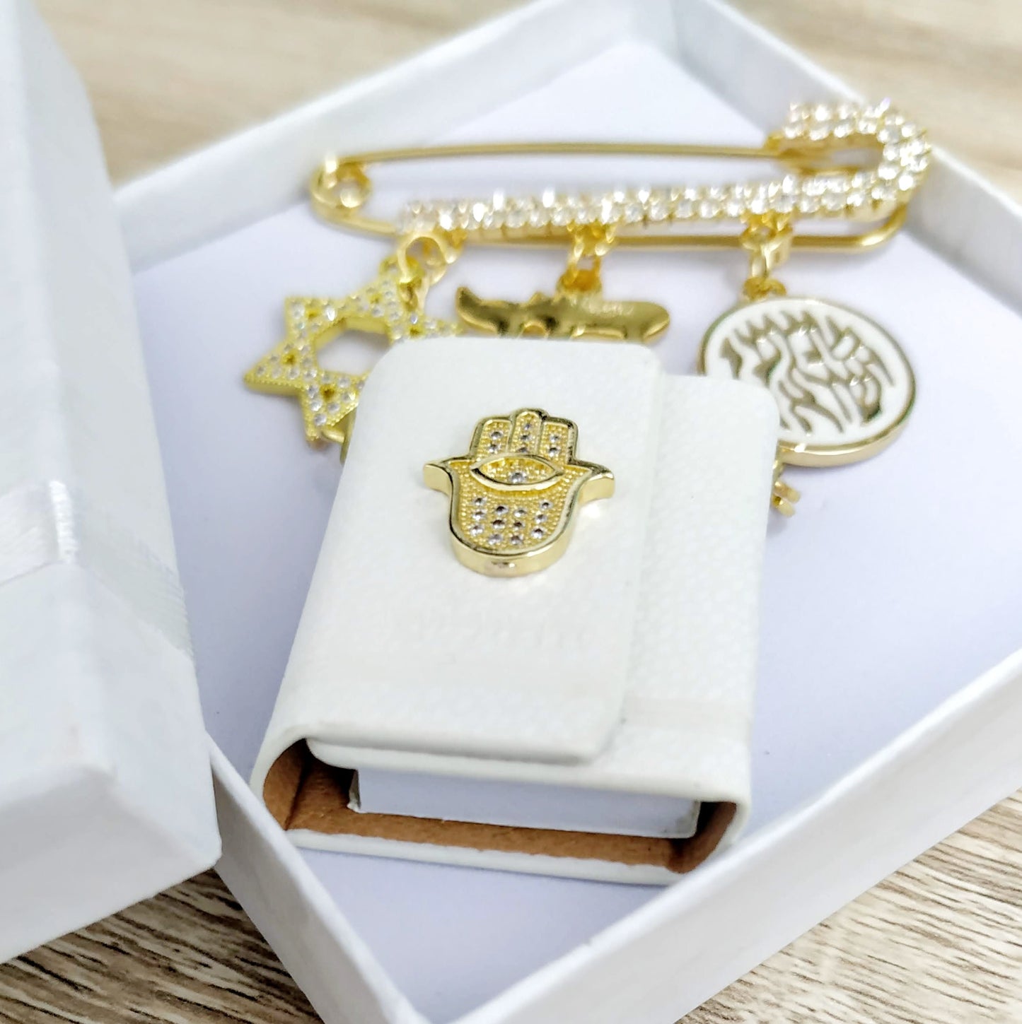 Luxury Gold Tehillim Pin Brooch, Judaica Gifts, Hebrew Jewish Jewelry