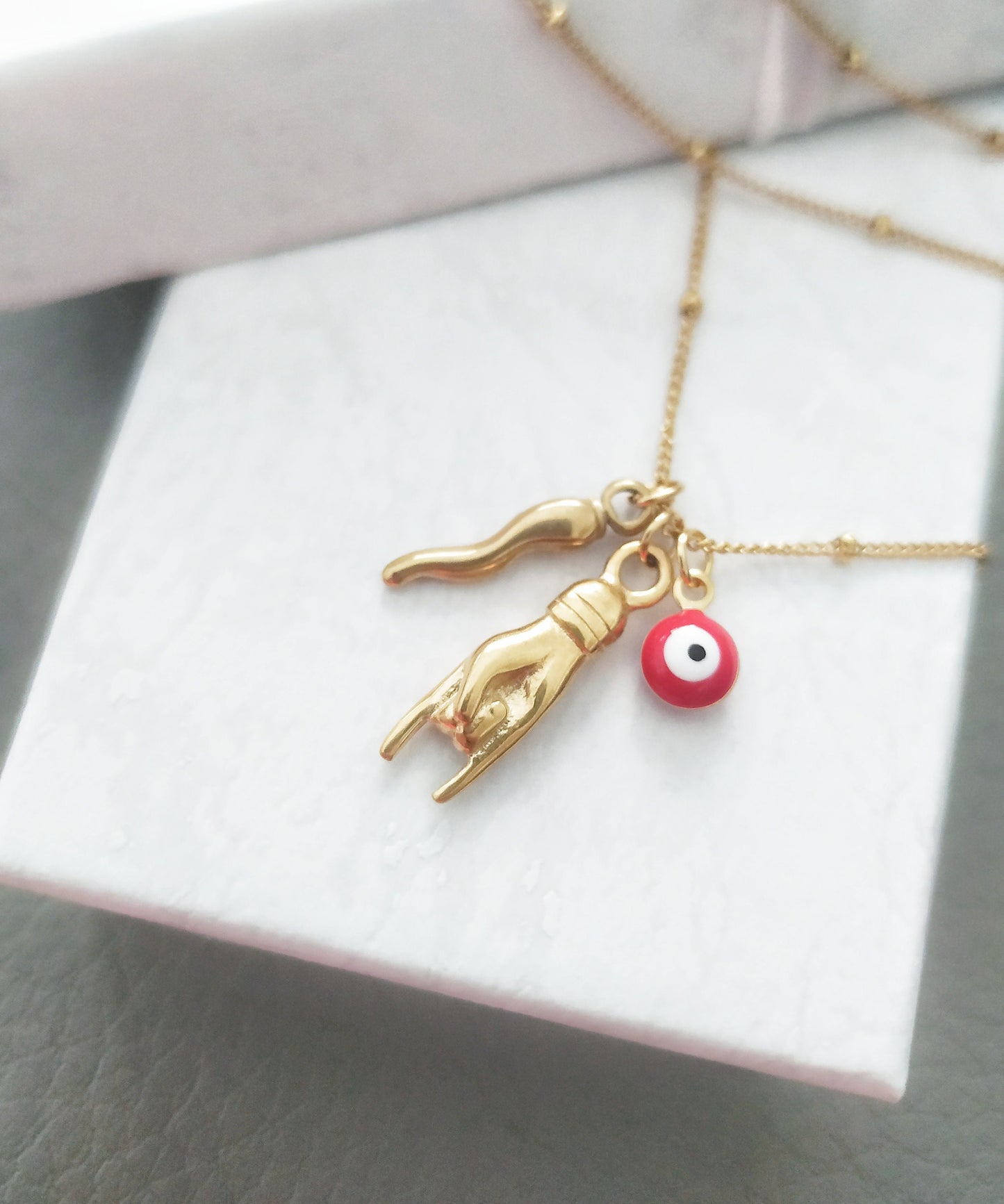 Small Italian Horn Eye Hand Necklace, Gold Cornetto Charm, Mano Con Corna Pendant, Portafortuna Naples Jewelry