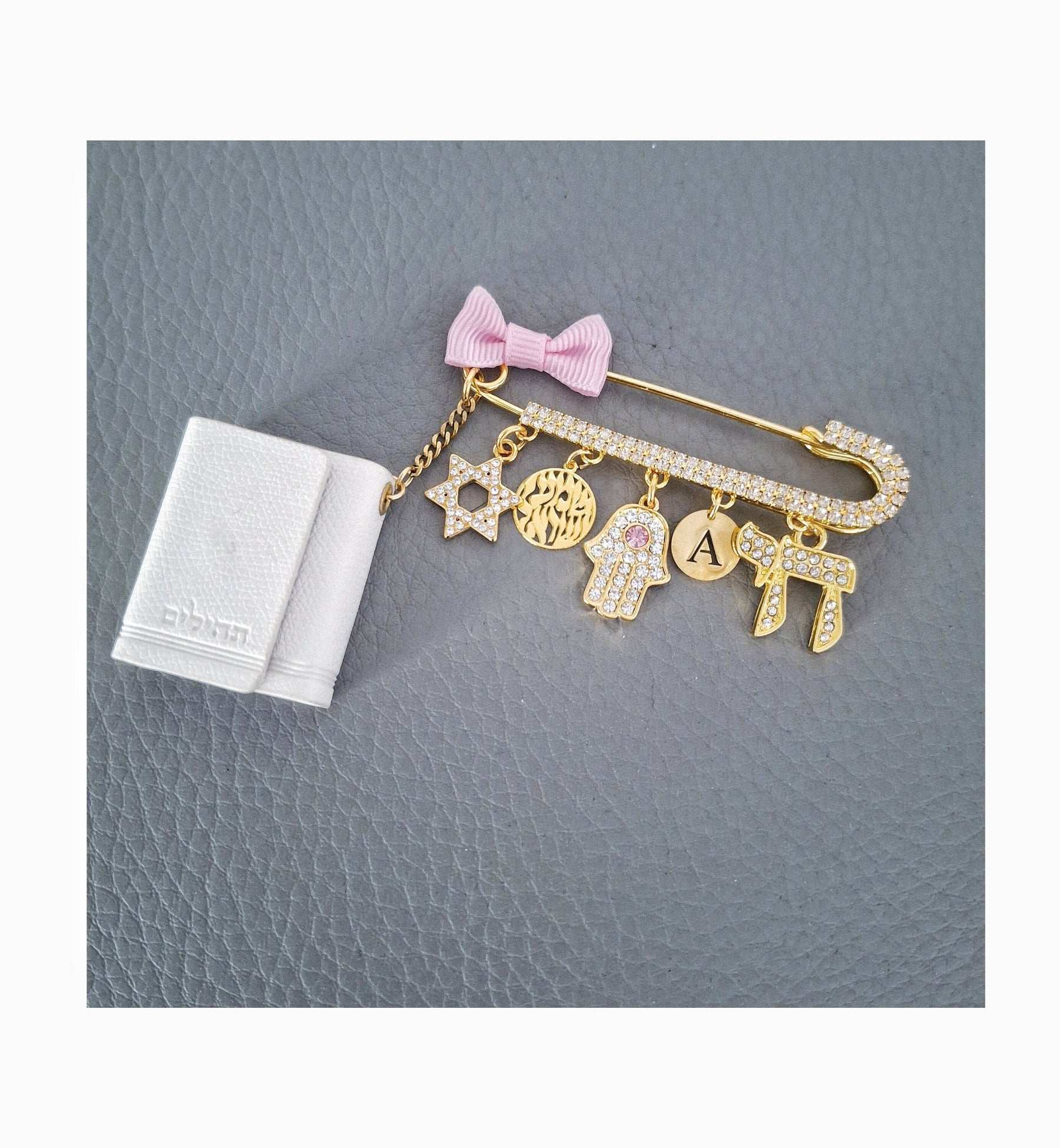 large gold Tehillim Jewish stroller Pin with pink bow knot, shema yisrael charm, Hamsa, jewish chai symbol, judaica jewelry, bris gifts