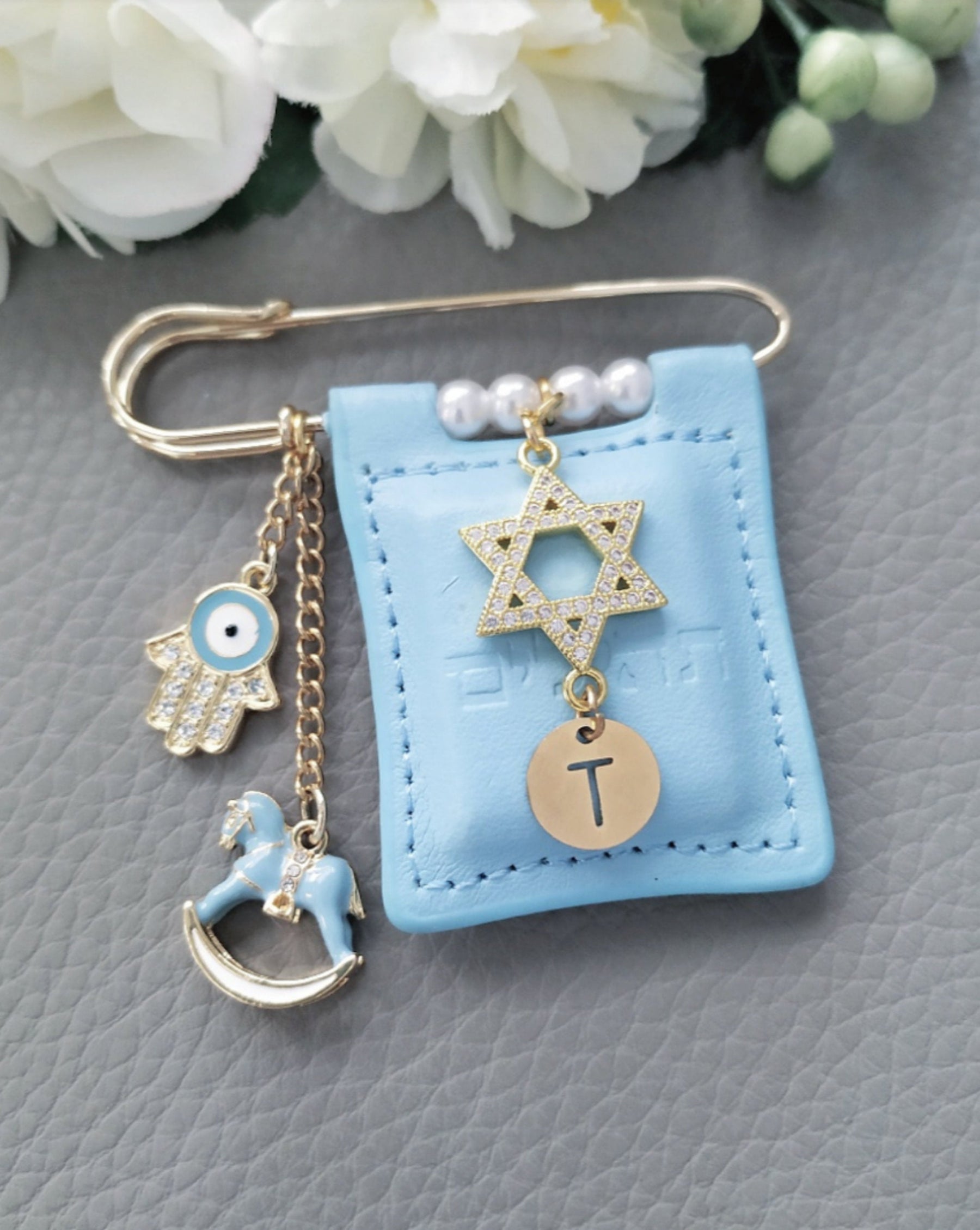Beautiful Tehillim Book Pin Brooch, Jewish Prayer Book